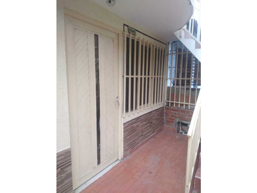 Vendo casa en el oriente de cali barrio desepaz