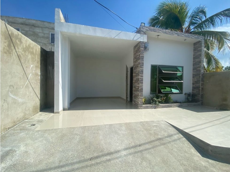 VENDO CASA EN PALMAR DE VARELA