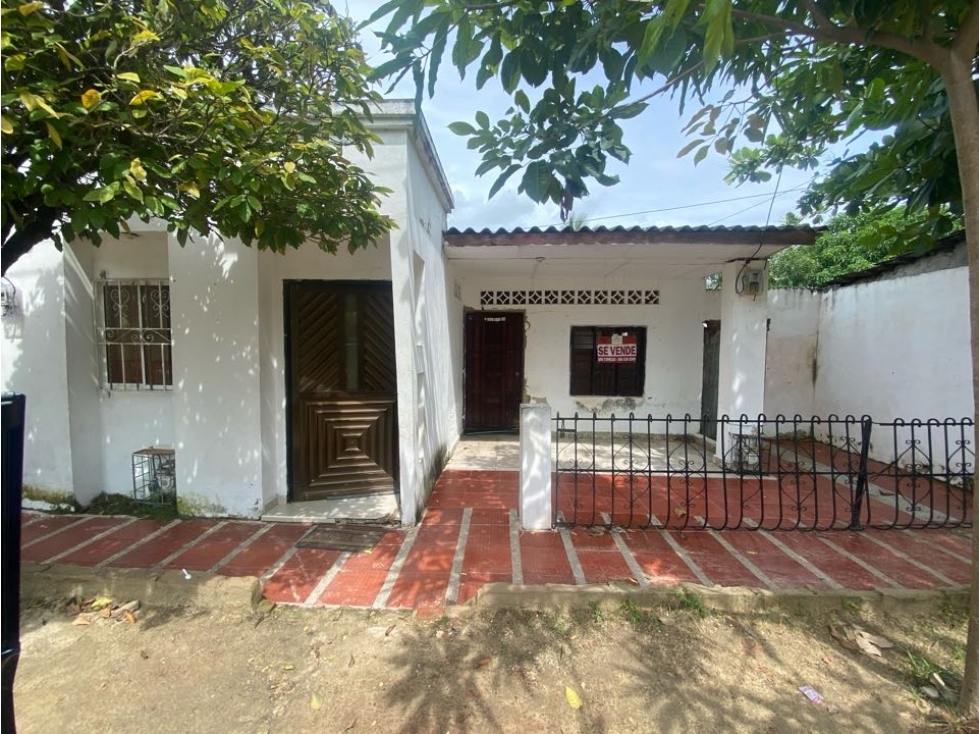 VENDO CASA LOTE - PALMAR DE VARELA