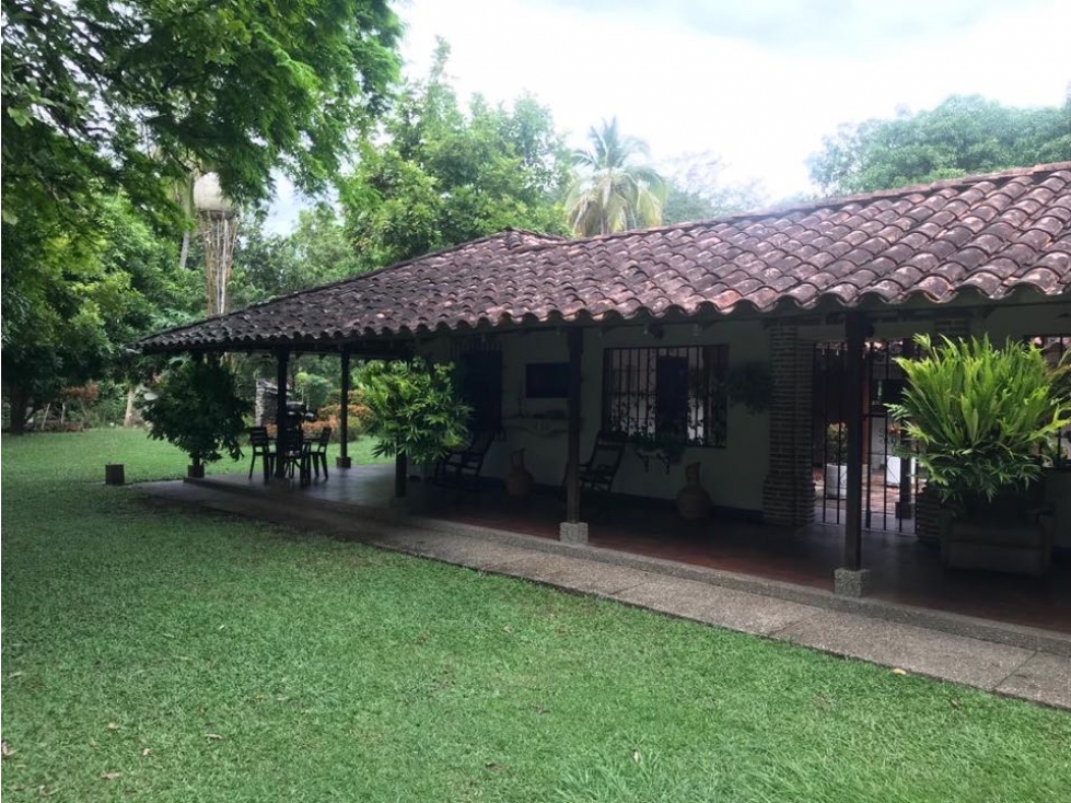 VENTA FINCA EN SANTA FÉ DE ANTIOQUIA, OCCIDENTE ANTIOQUEÑO