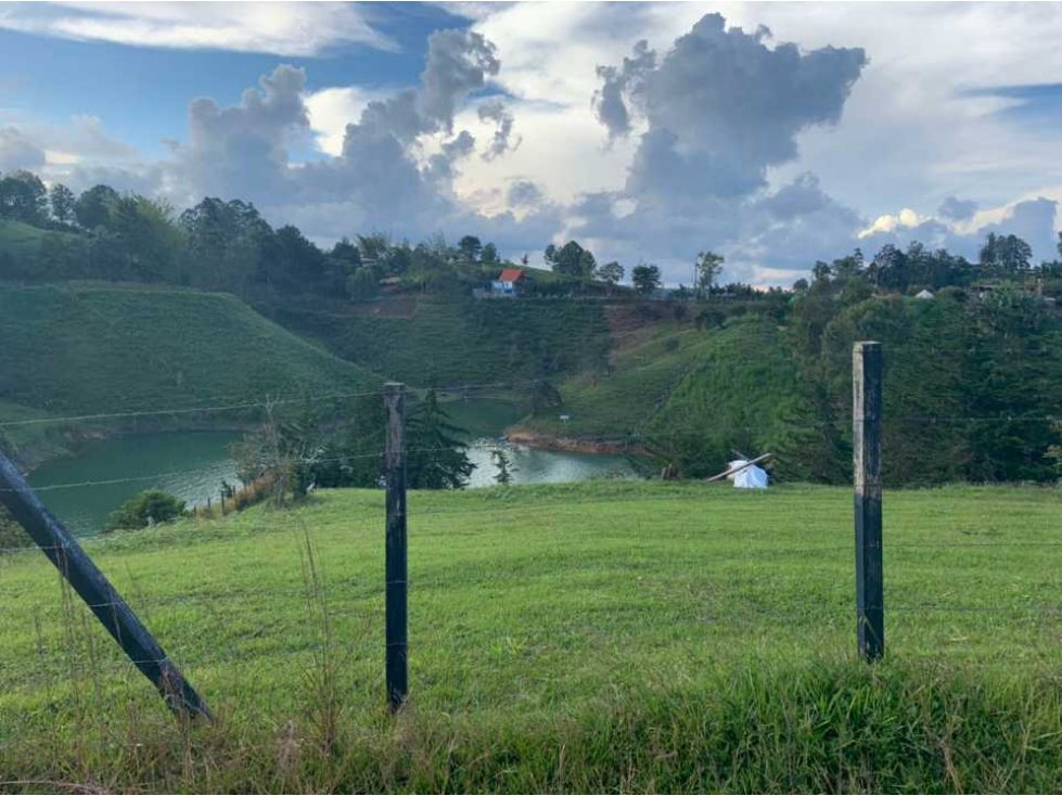 Venta de lote en el Peñol Antioquia