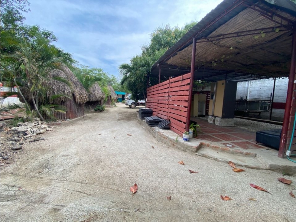 Venta de lote sobre troncal del caribe