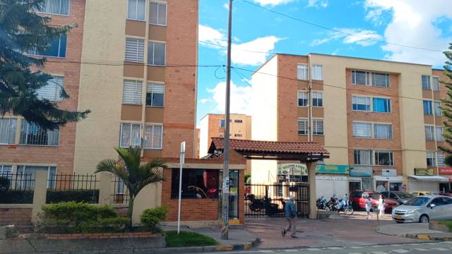 Apartamento Tonolí, Timiza, Kennedy